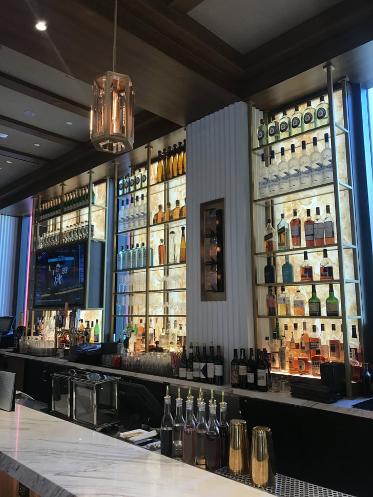 If There s A Long Wait Hanging Out At The Bar Is Ideal Gordon Ramsay Hell s Kitchen 