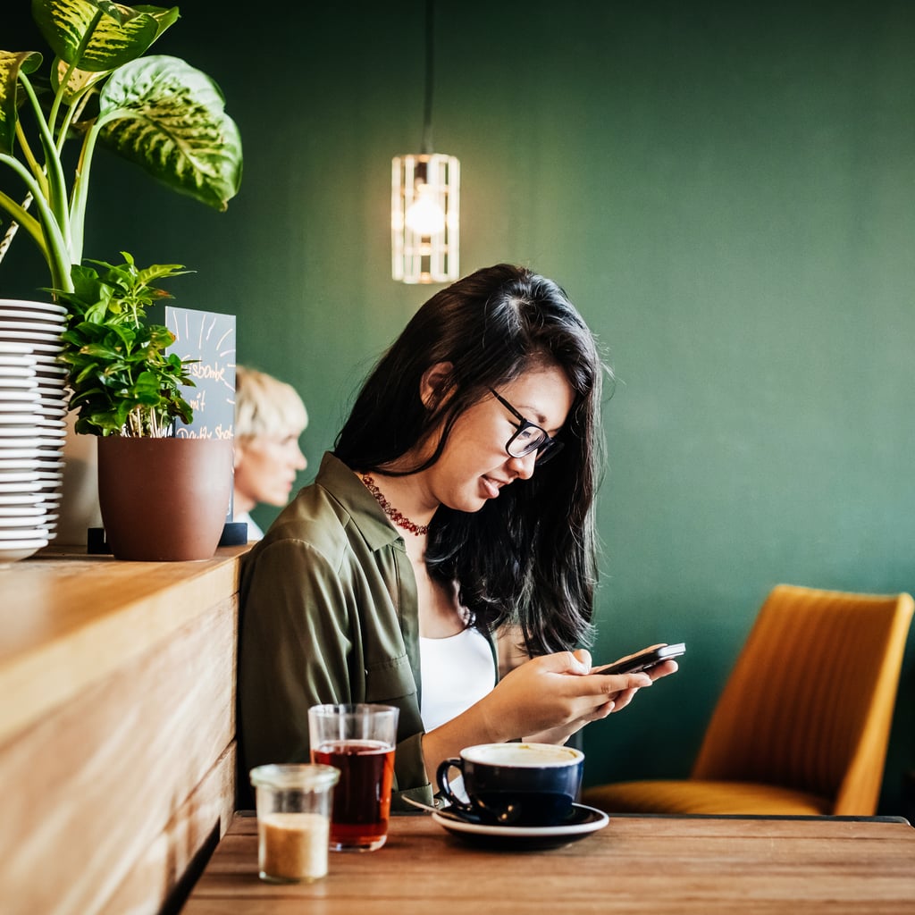 What Are Beige Flags? A Dating Coach Explains Everything You Need to Know