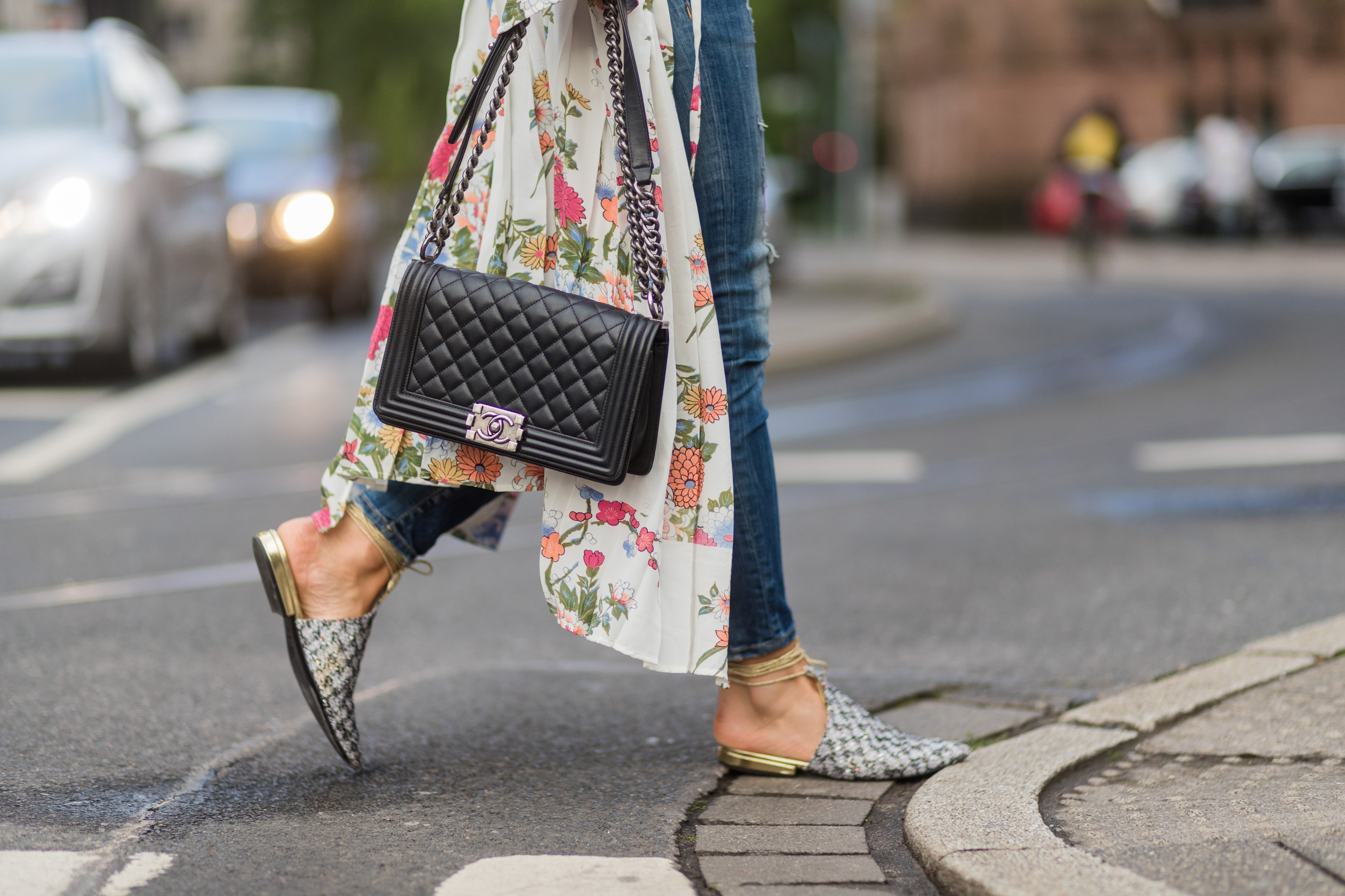 Chanel espadrilles shop street style