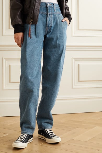 pleated tapered jeans