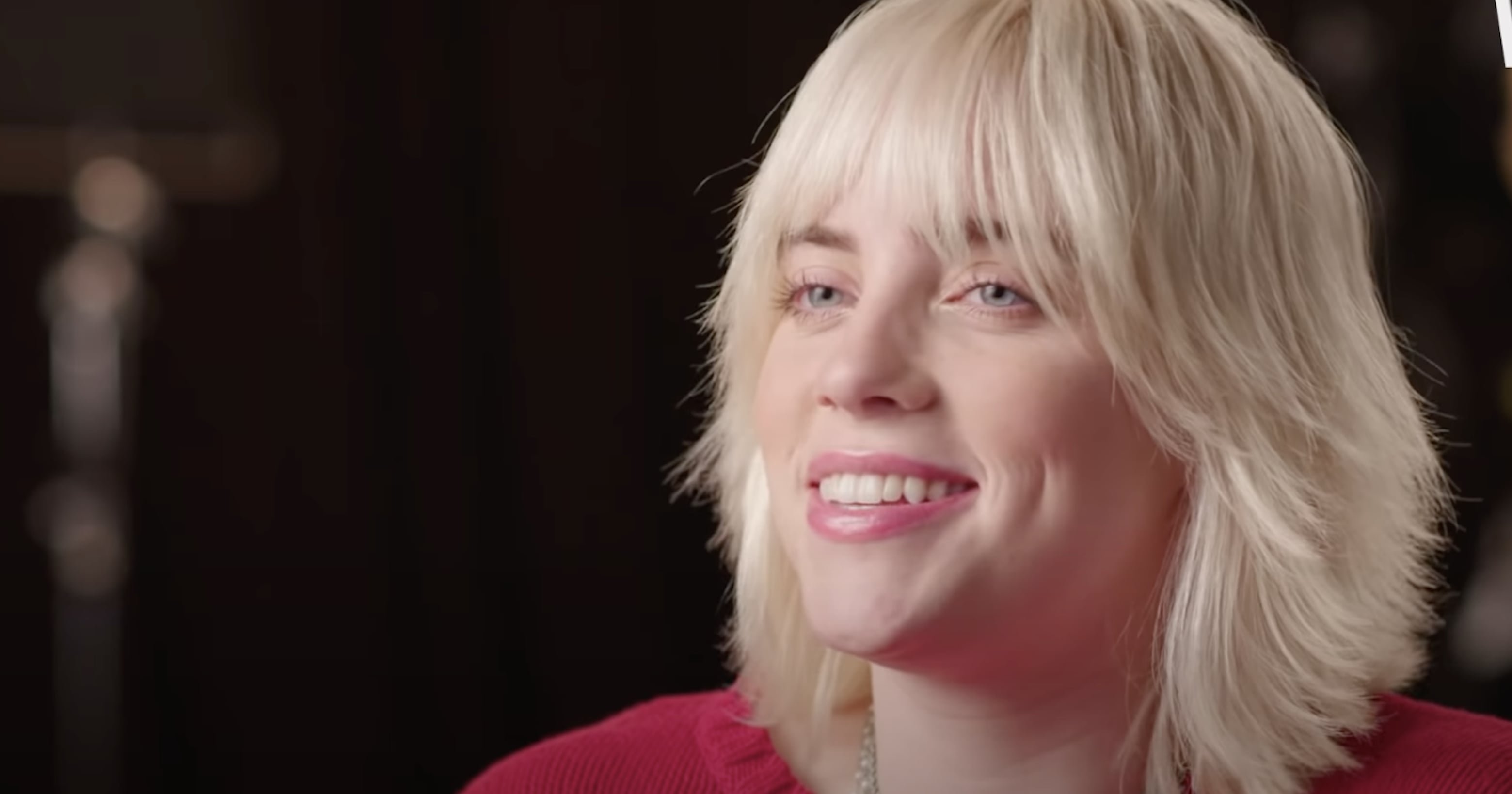 Watch Billie Eilishs Vanity Fair Interview 2021 Popsugar Celebrity 