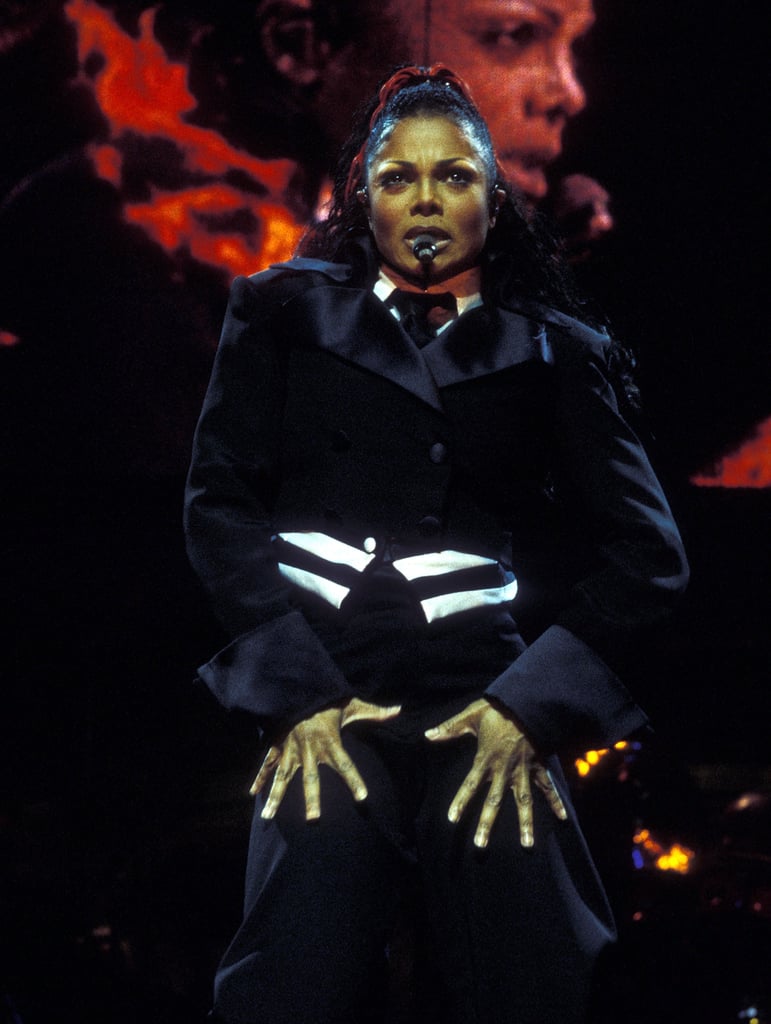 珍妮·杰克逊在1998年的“天鹅绒绳子”之旅