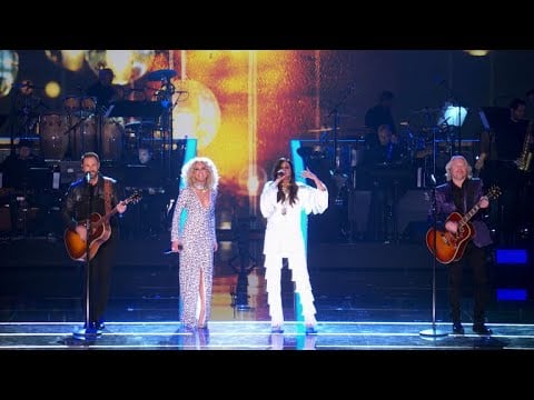 Little Big Town Performs a Medley of Cher Songs