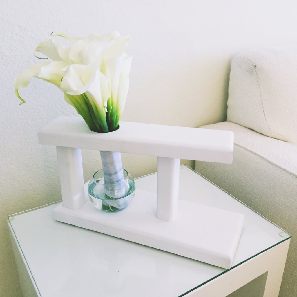 There's even a stand for your bouquet.
