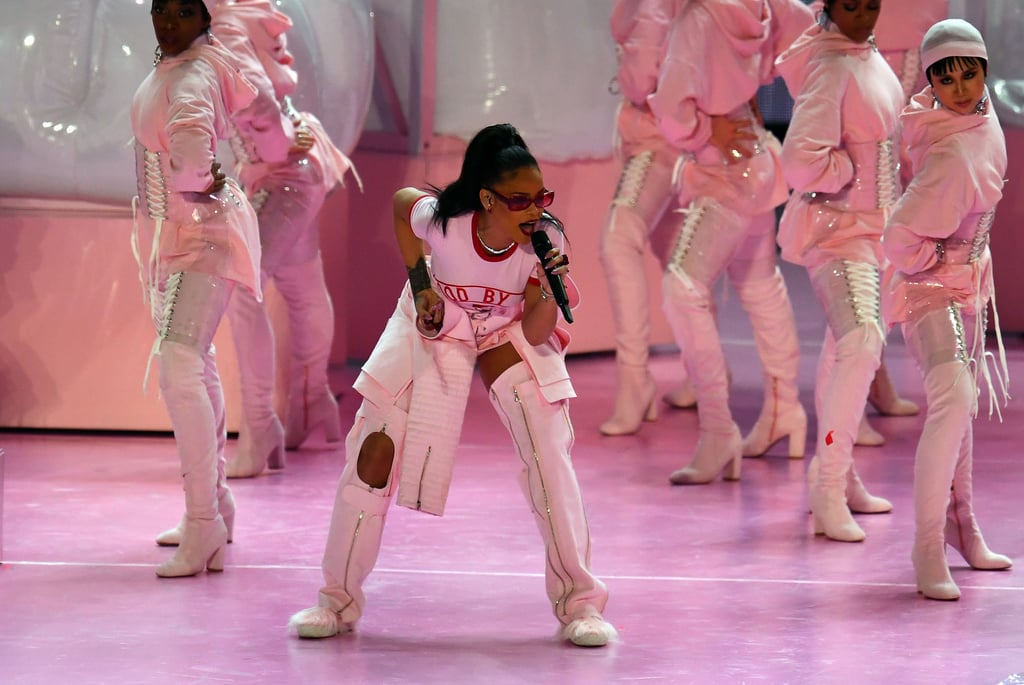 Photos of Rihanna at the 2016 MTV Video Music Awards