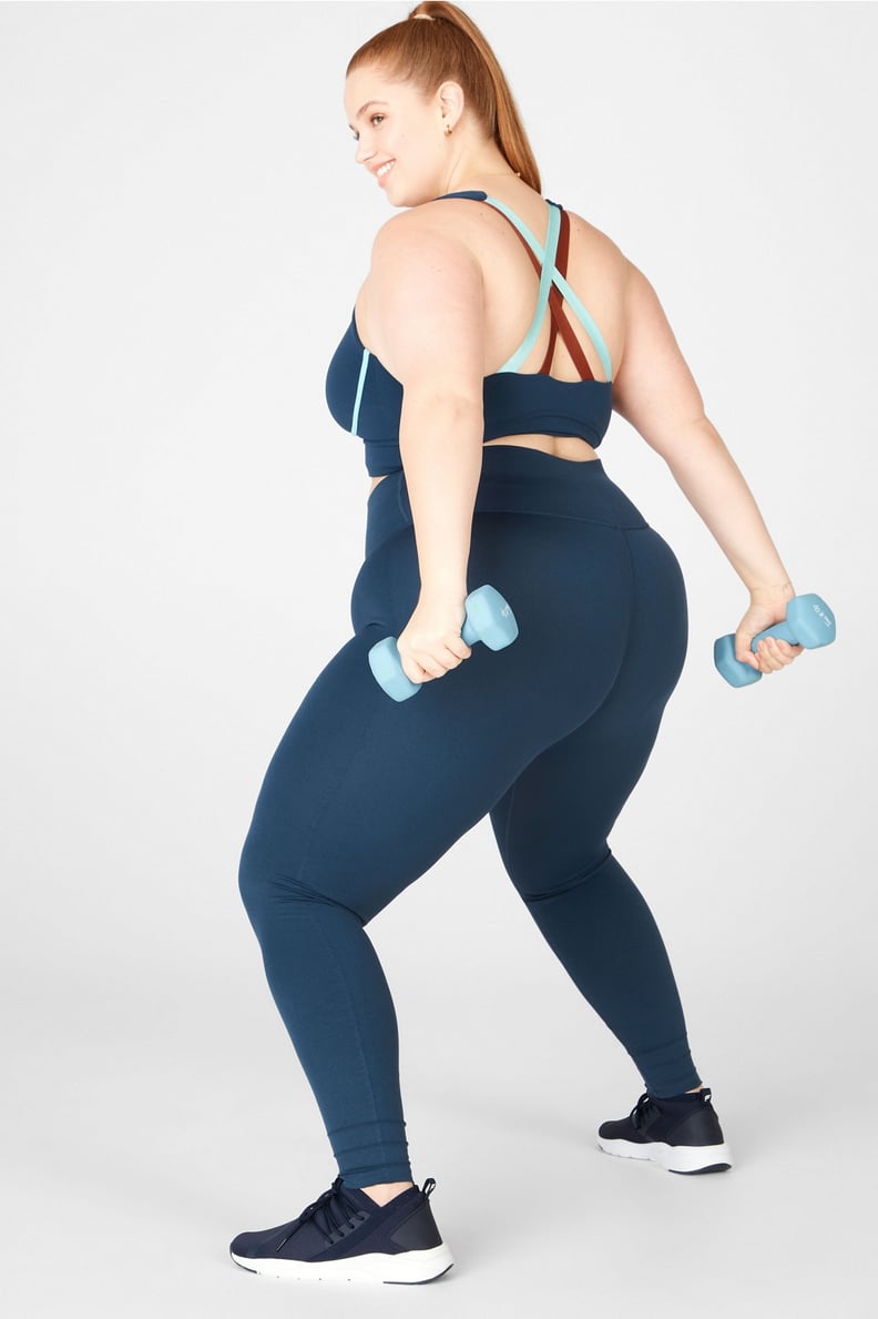 Fabletics outfit inspo - Styling a @fabletics workout set for a