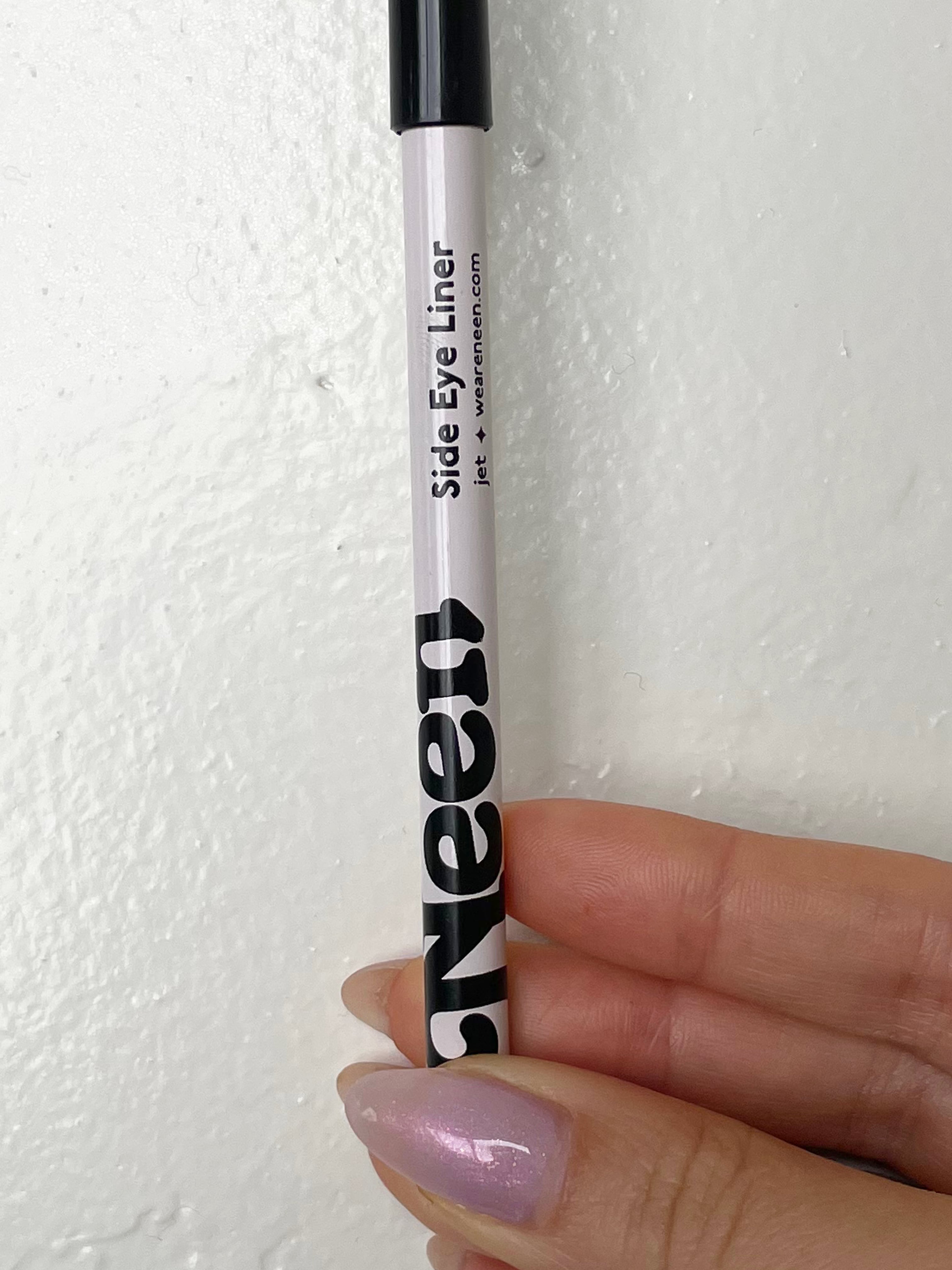 I Tried TikTok's "Finger Eyeliner" Hack See Photos POPSUGAR Beauty