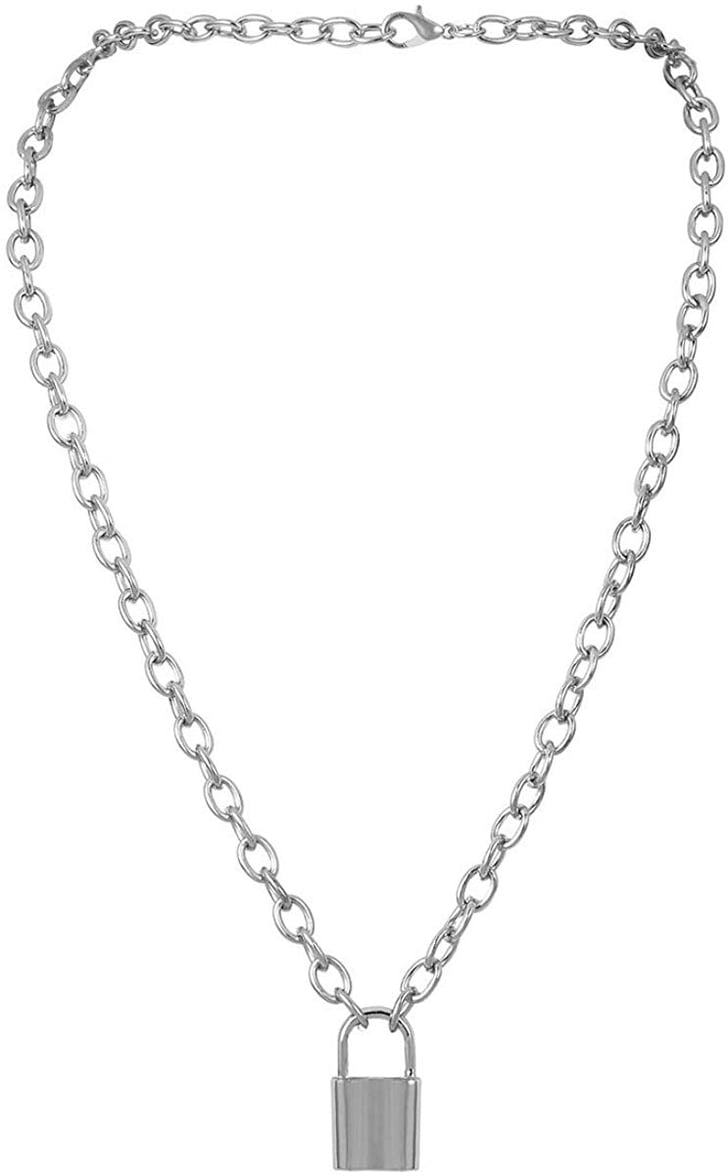 Emma chamberlain 2025 necklace lock