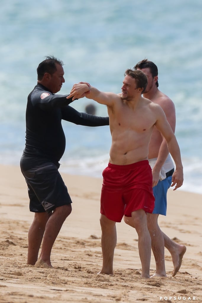 赤膊上阵Charlie Hunnam 2018年在夏威夷的照片