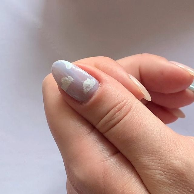 Summer Nail-Art Trend 2022: Up in the Clouds