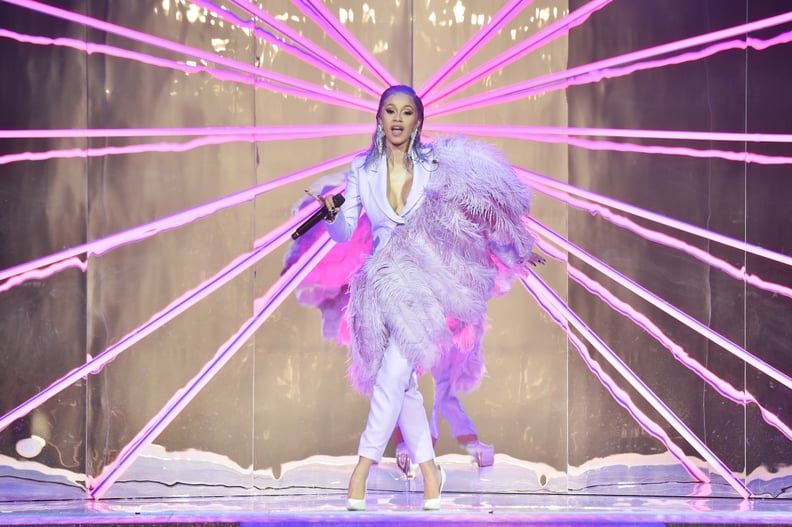 心脏B的基督教考恩在2018年艾格内衣套装时装表演