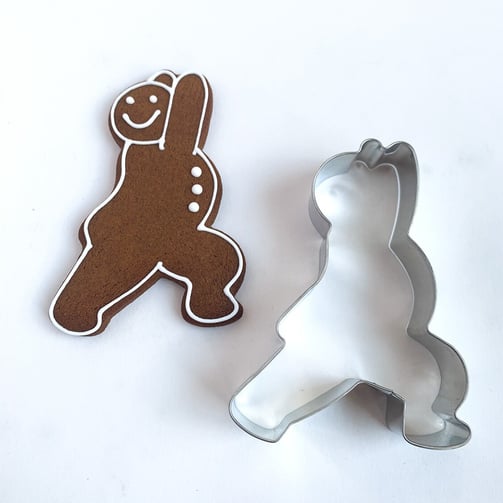 Metal Warrior Pose Yoga Cookie Cutter