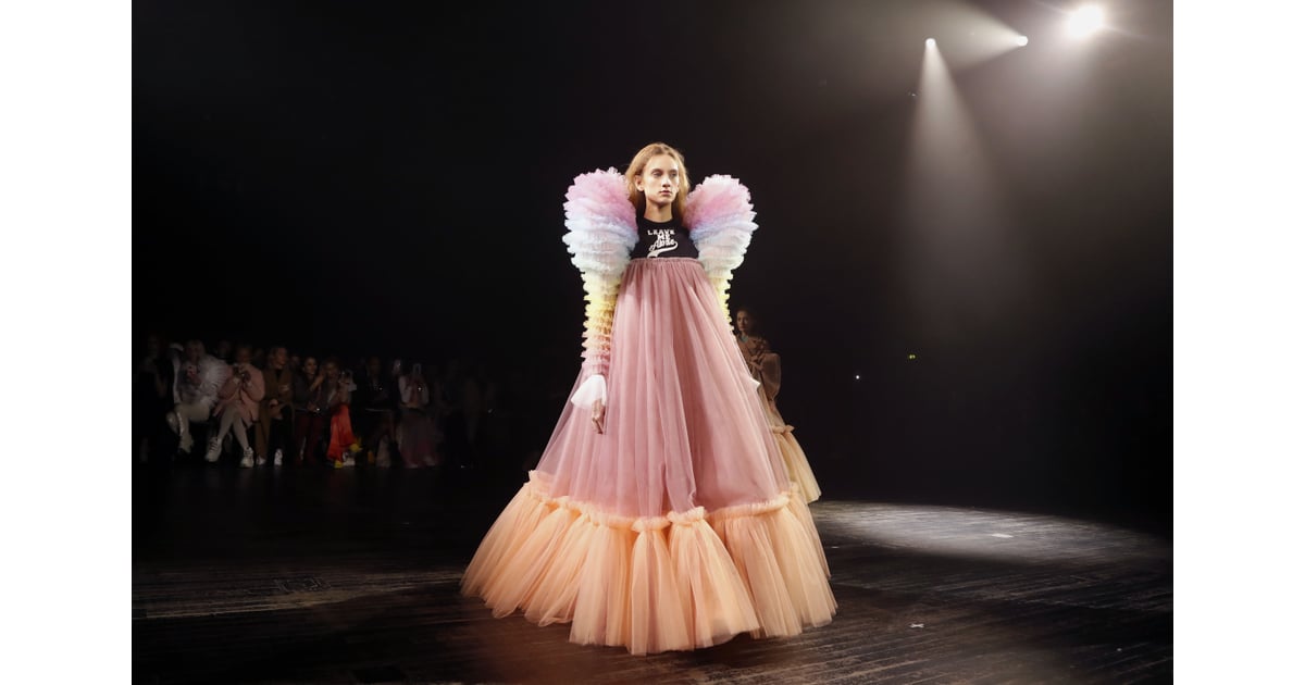 Me ALWAYS | Viktor and Rolf Dresses Paris Fashion Week 2019 | POPSUGAR ...