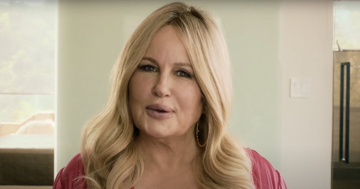 Jennifer Coolidge Pretends to Be a Dolphin in the Only Super Bowl Commercial That Matters