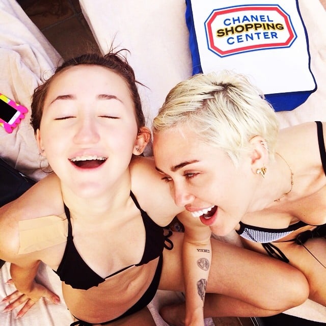 Miley Cyrus Topless Instagram