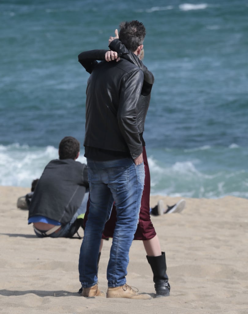 Jeffrey Dean Morgan and Hilarie Burton Kissing in Spain 2017