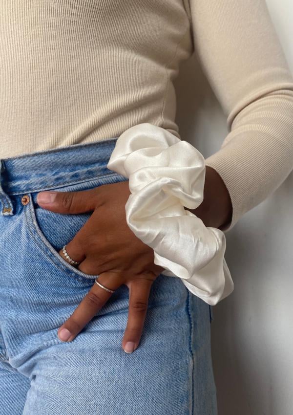 oversize scrunchie