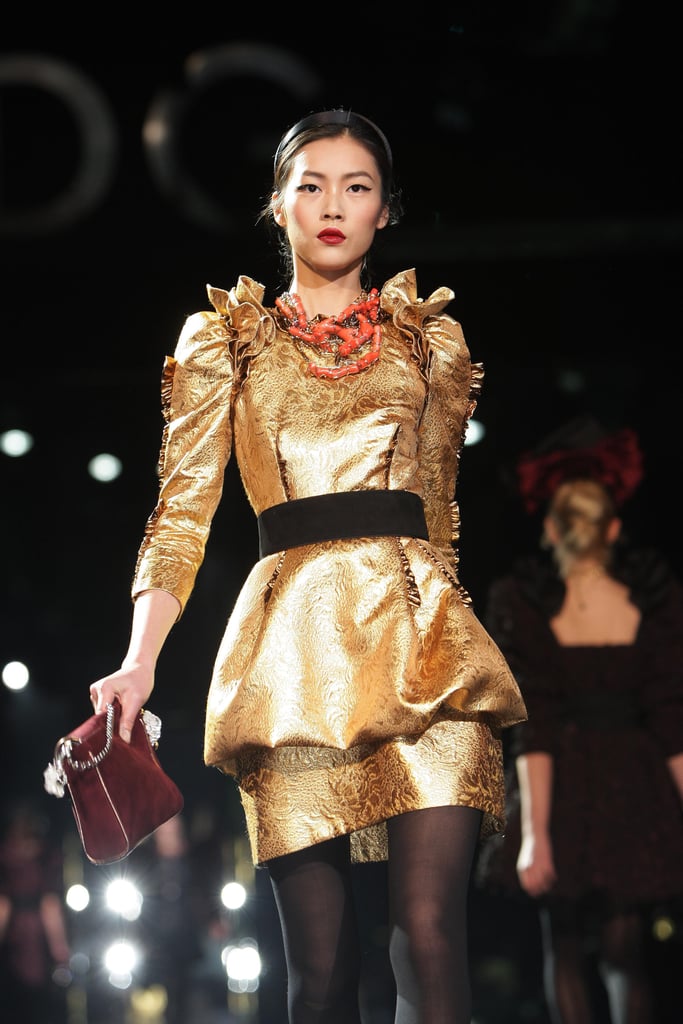 Dolce and Gabbana Hair and Makeup | Fashion Week | POPSUGAR Beauty