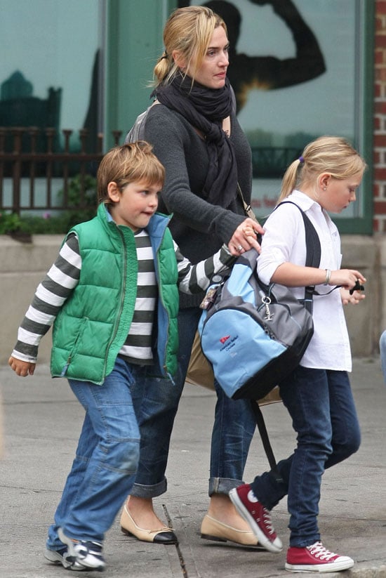 Pictures of Kate Winslet With Joe and Mia in New York ...