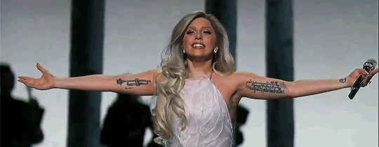 Lady-Gaga-just-living-applause.gif