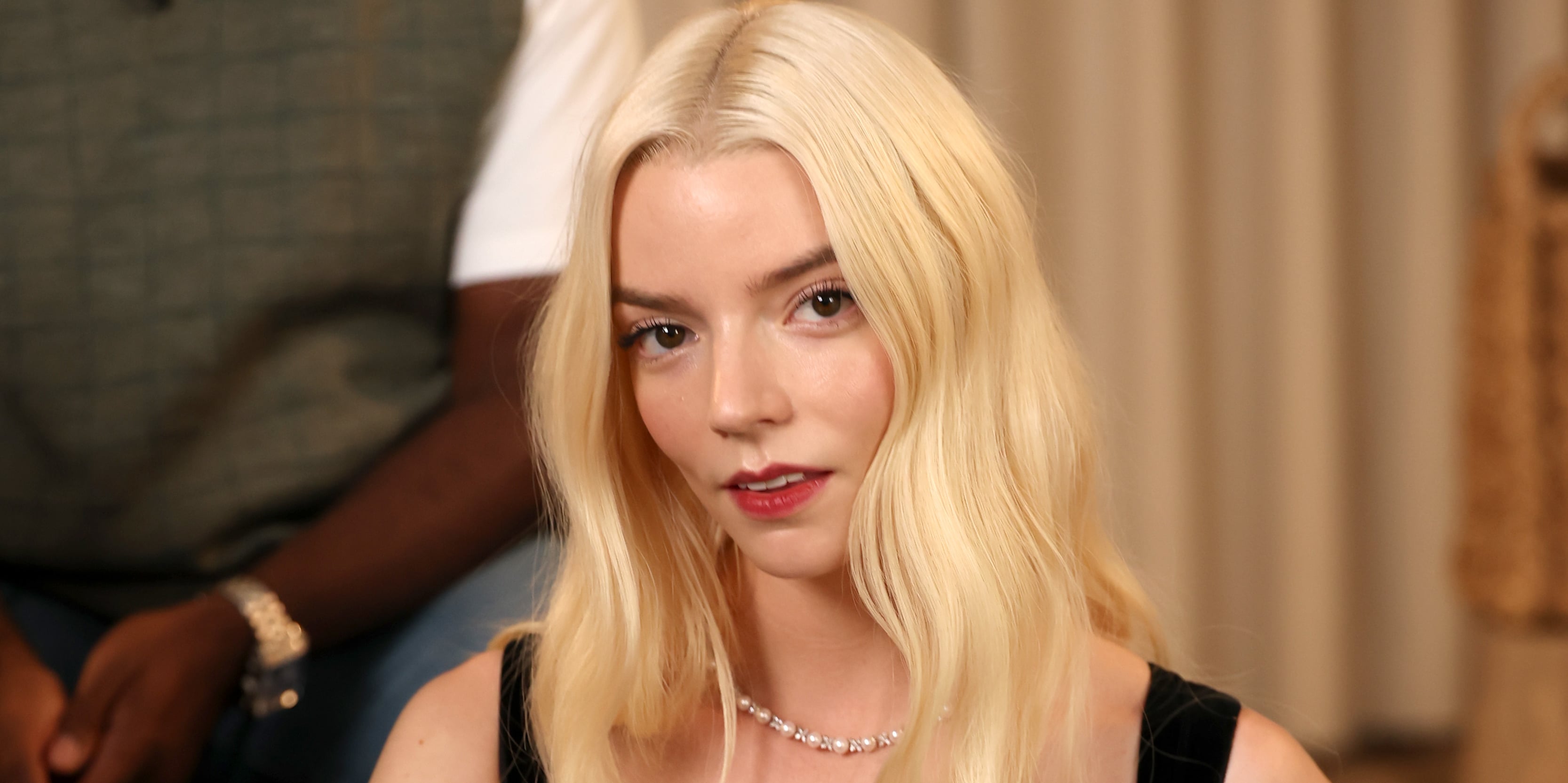 Anya Taylor-Joy's "Tiffany-Blue" Nails Are Unexpected For Fall