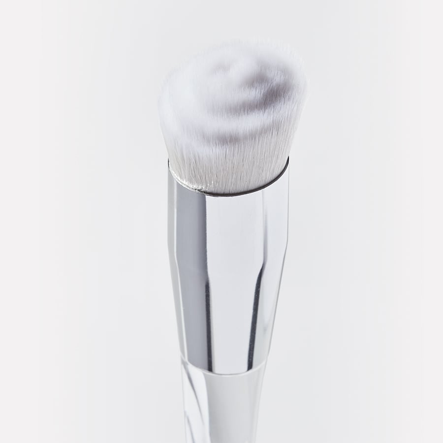 E.L.F. Beautifully Precise Swirl Foundation Brush