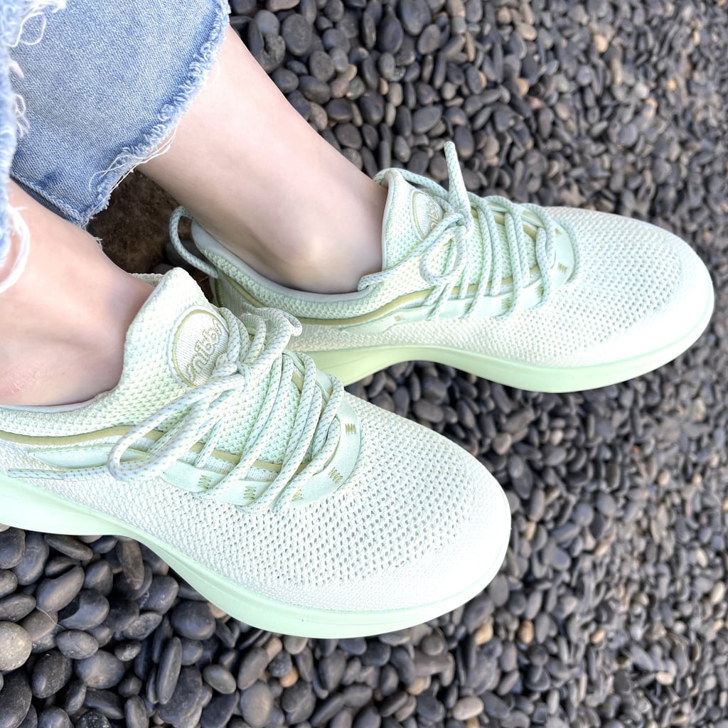 These Doctor-Designed Sneakers Are a Lifesaver If You're on Your Feet All Day