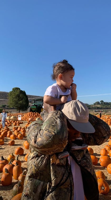 Kylie Jenner And Stormi At Pumpkin Patch Pictures 2018 Popsugar Celebrity
