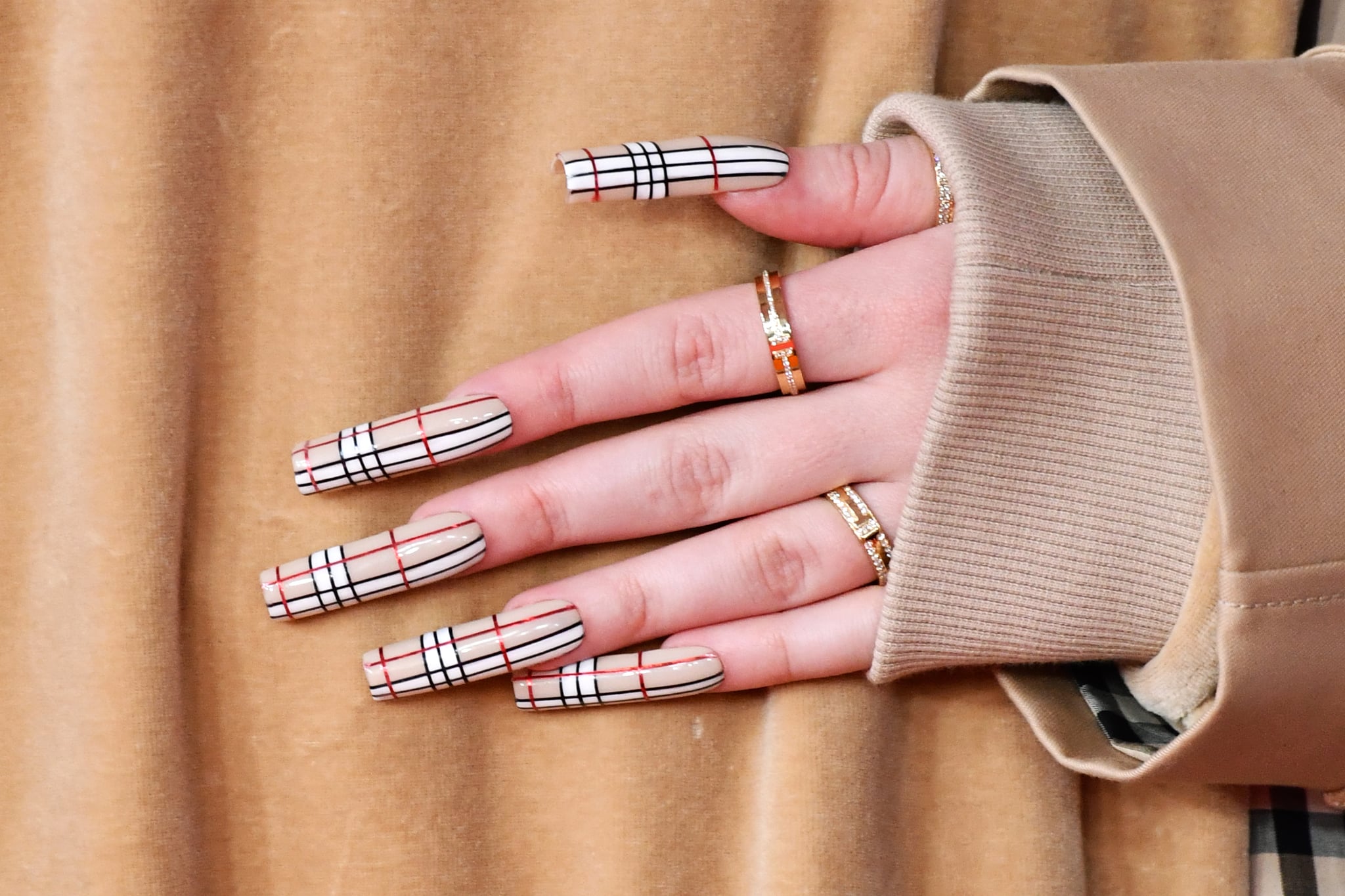 Billie Eilish's Burberry Nail Art | Billie Eilish Has Had Some Stunning Nail-Art  Moments Over the Years — Here Are Our Favorites | POPSUGAR Beauty Photo 5