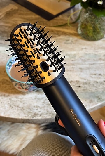 3 Editors Try the Babyliss Air Wand – Here Are the Results