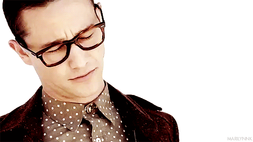 When he accessorized his impeccable style with a smoldering look.