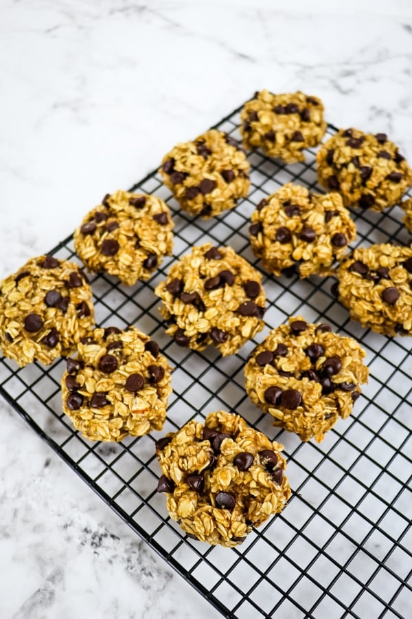 Banana Oatmeal Chocolate Chip Cookies