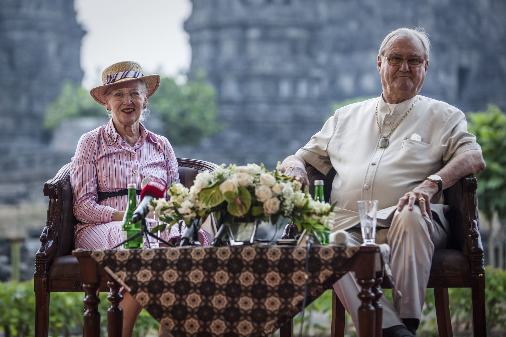 Prince Henrik And Margrethe Of Denmarks Romance Popsugar Celebrity Uk