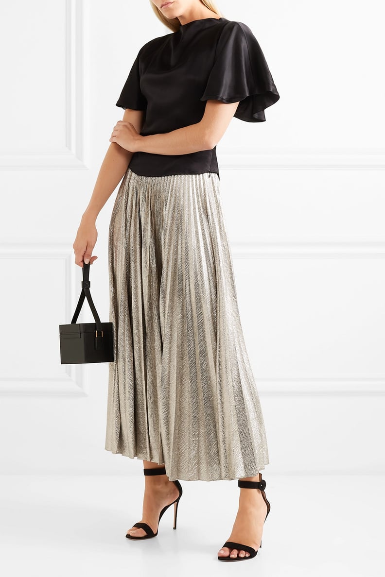 Metallic pleated skirt queen size top