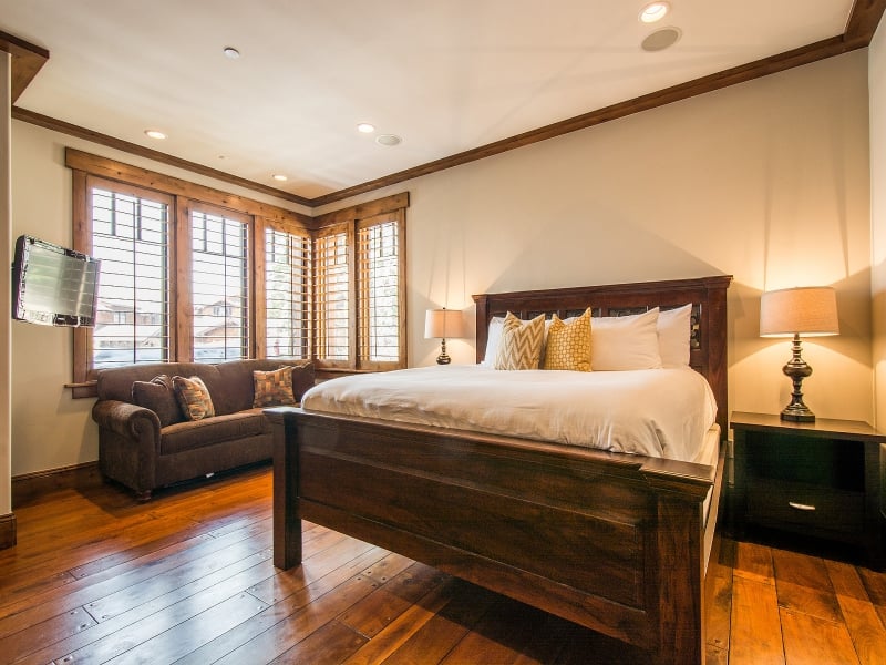 Nina Dobrev's Park City, UT, Airbnb Cabin