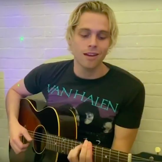 5 Seconds of Summer's Luke Hemmings Performs on Tonight Show