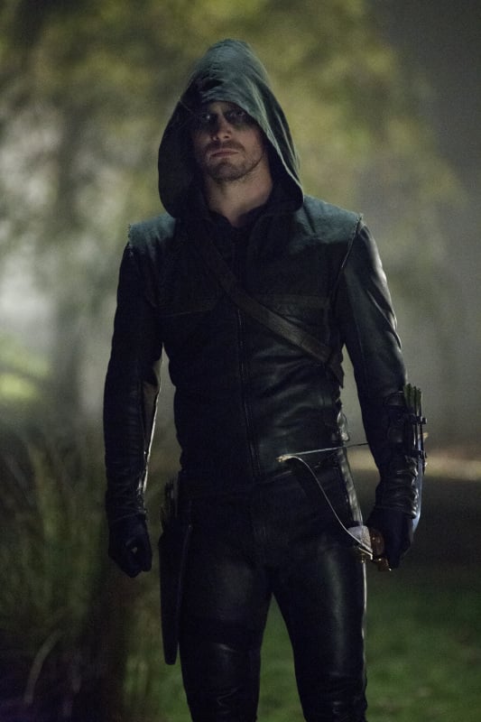 Stephen Amell Pictures on Arrow