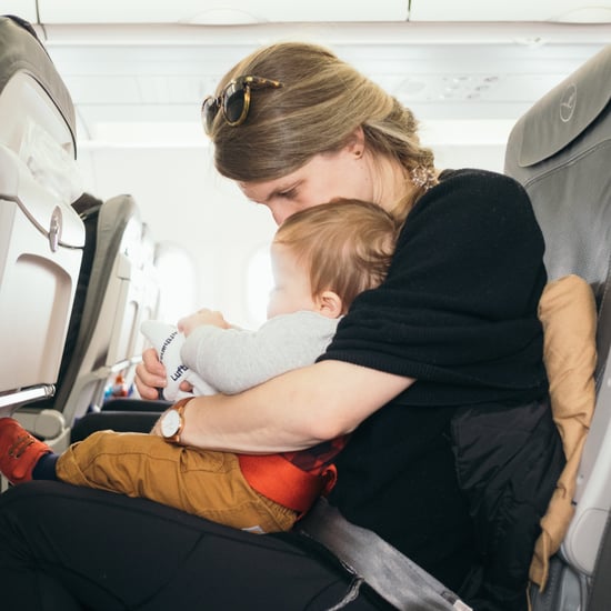 How to Help a Mom Who Is Traveling Alone With Her Baby