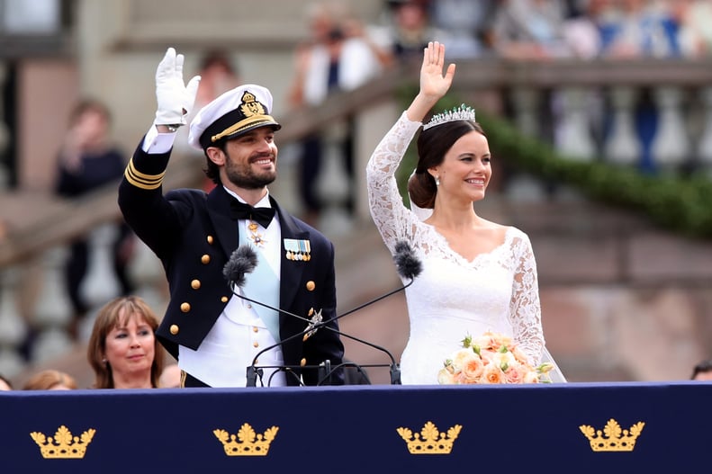 When the Newlyweds Waved to the Crowds