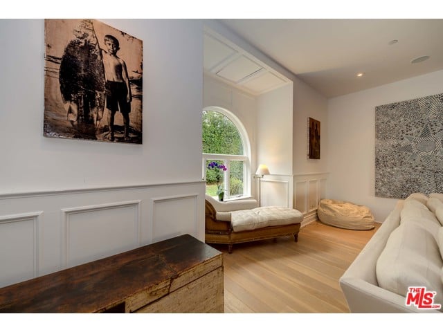Chris Hemsworth and Elsa Pataky Selling Malibu Home