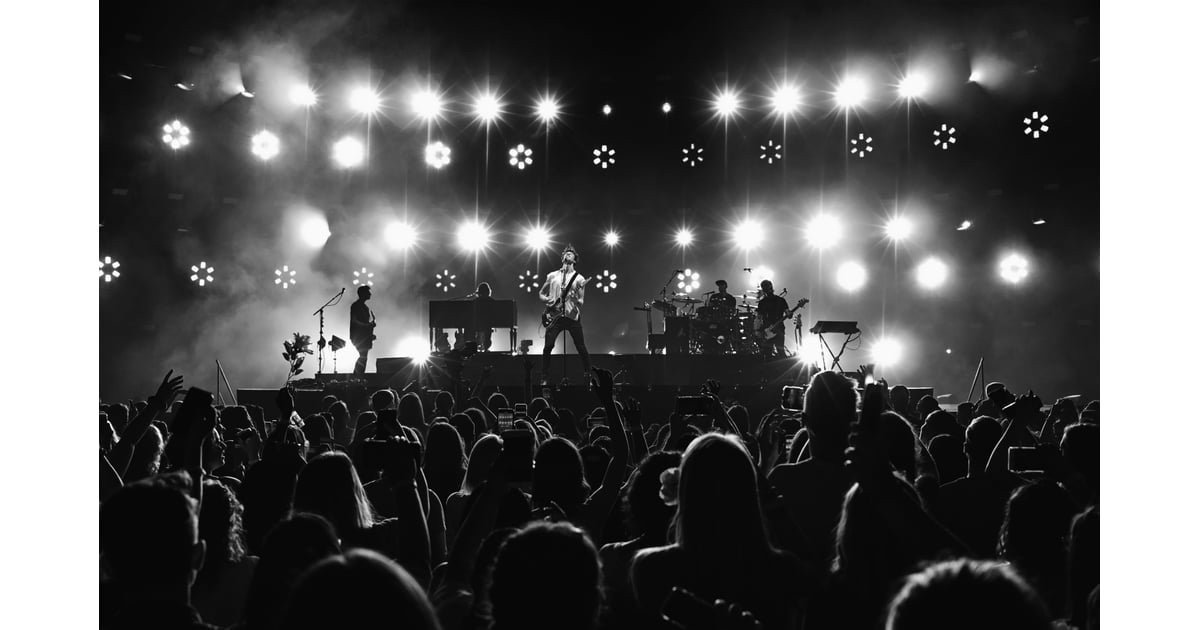 Shawn Mendes Starts North American Tour in Portland — Photos POPSUGAR