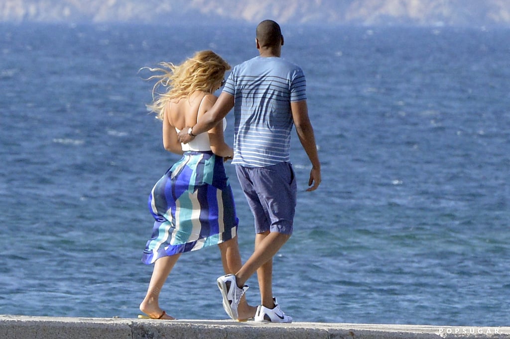 Beyonce Knowles and Jay Z Kissing in Italy 2015 Pictures