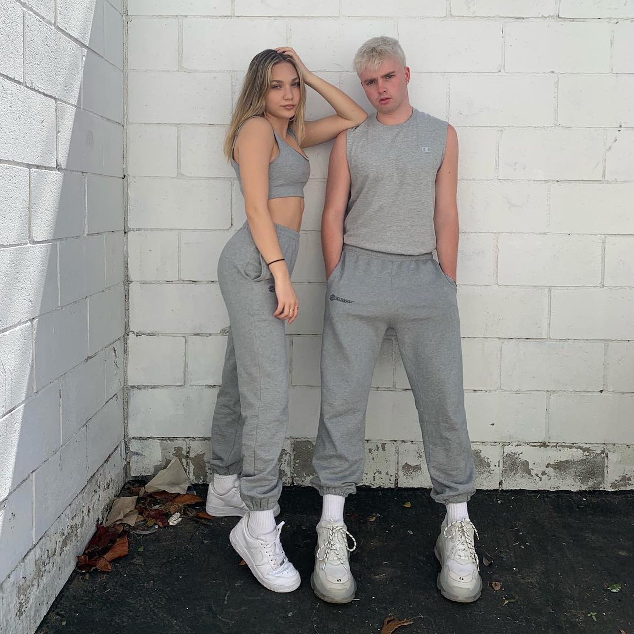 grey sweatpants outfit girl