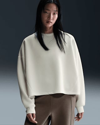 Nike 24.7 ImpossiblySoft Dri-FIT Oversized Crew-Neck Top