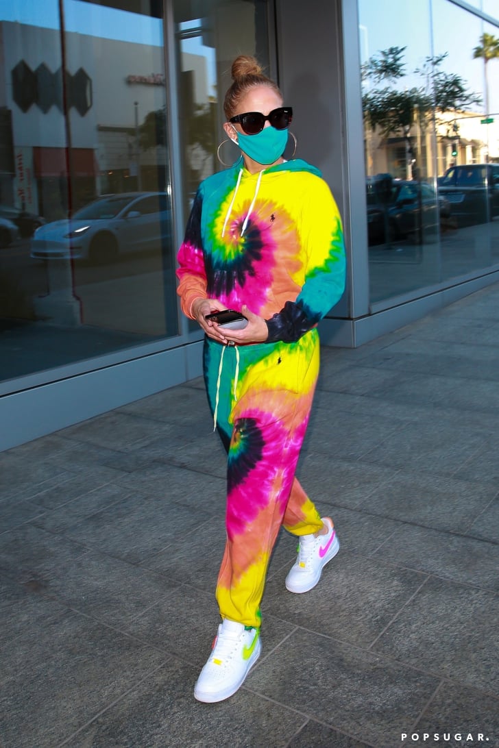 tie dye sweat outfits