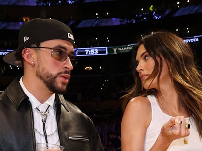Kendall Jenner and Bad Bunny Attend Lakers Game Together | POPSUGAR ...