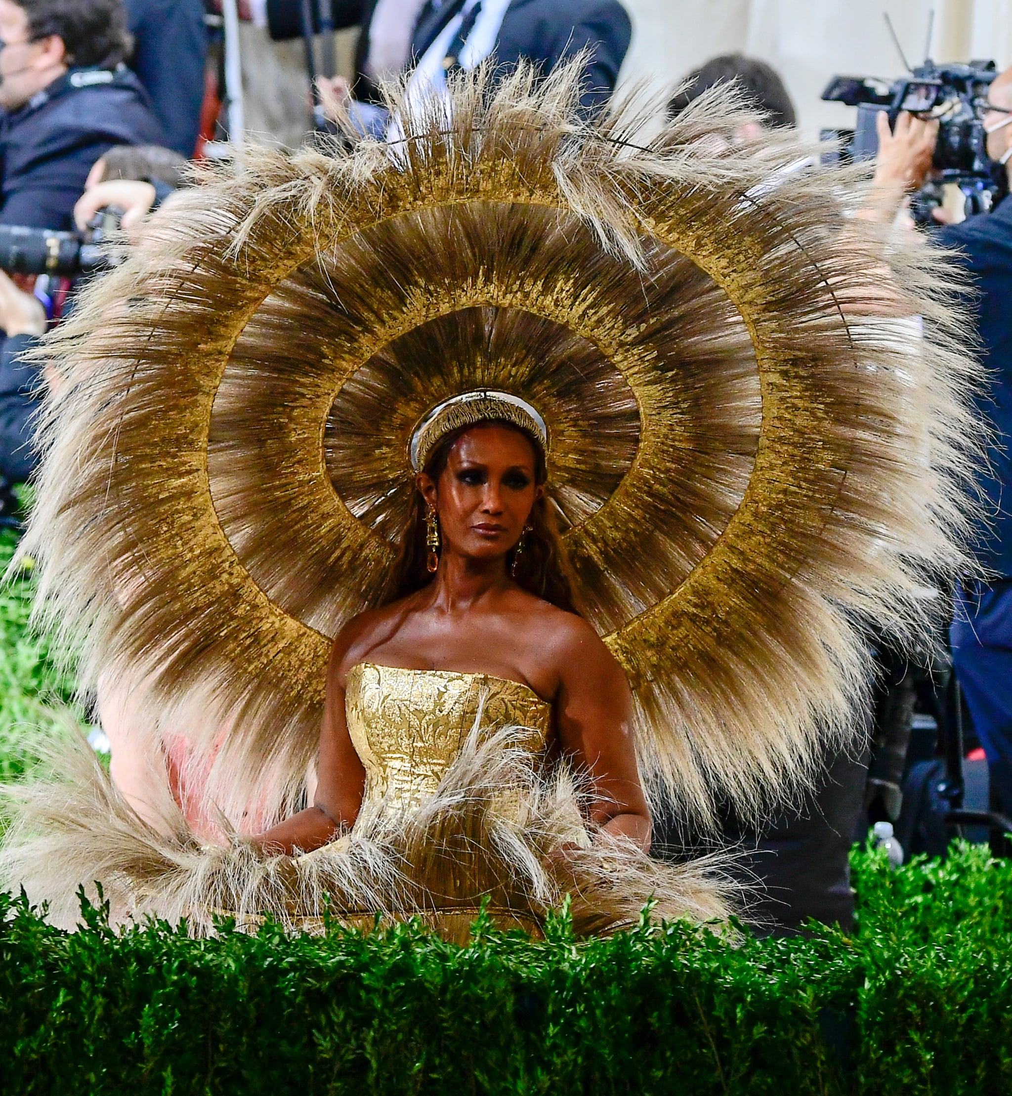 The 2022 Met Gala Theme, Hosts, and Date | POPSUGAR Fashion