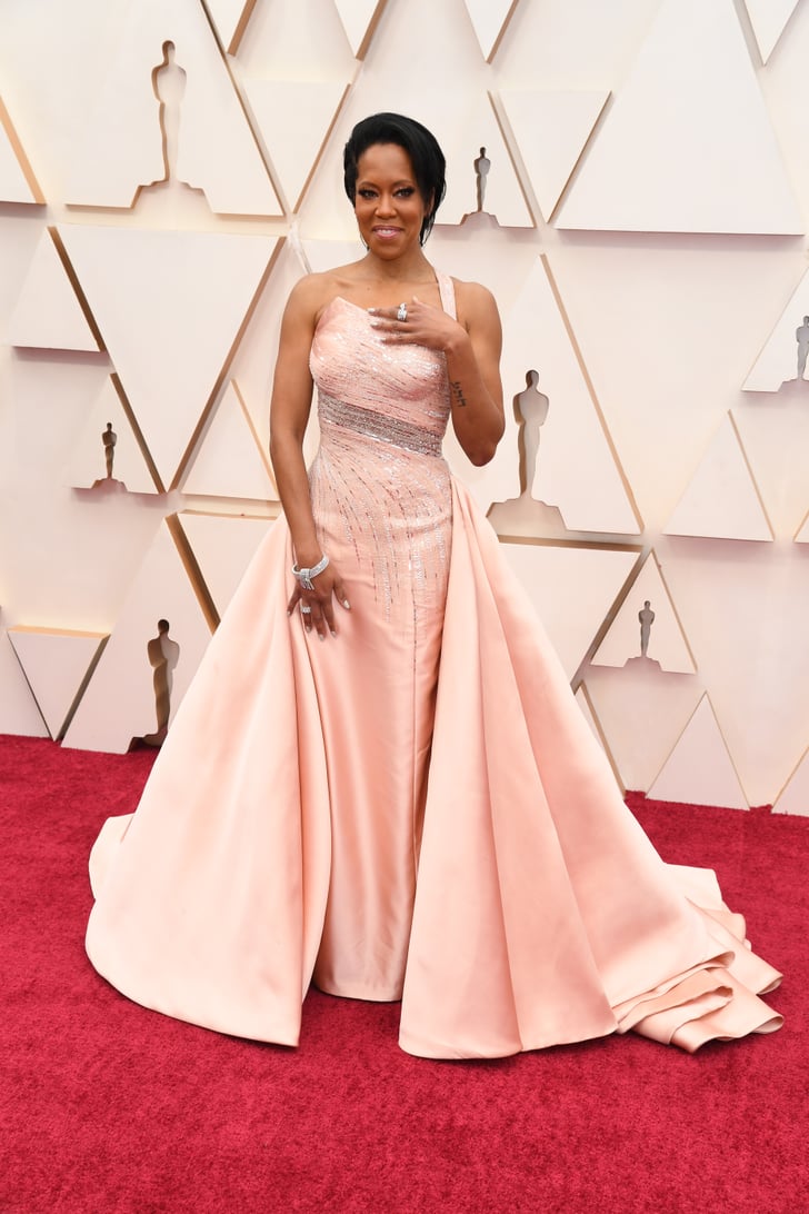Oscars 2020: Regina King Shows Off Arms on the Red Carpet - PureWow