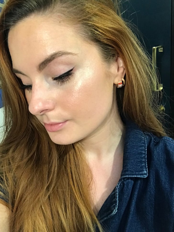 Benefit Cookie Highlighter Swatch Benefit Cosmetics Cookie and Tickle