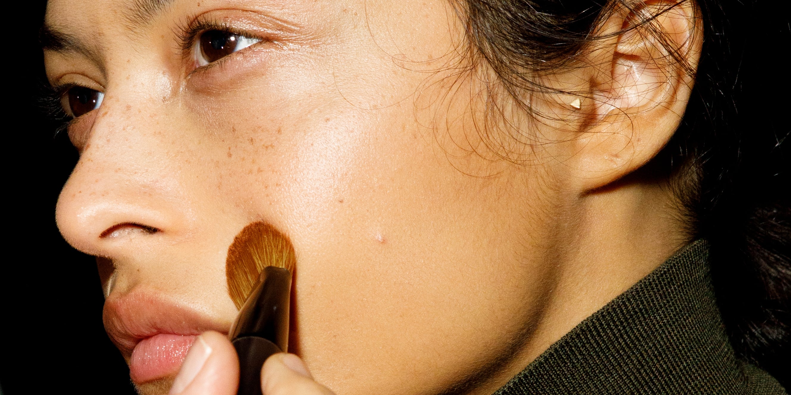 Conceal Whiteheads With Freckle Pens With Donni Davy Tips - Vimarsana News
